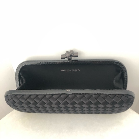 BOTTEGA VENETA BOX KNOT CLUTCH ❣️❣️ - Picture 2 of 7